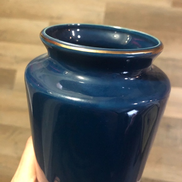 Japanese Oriental Navy Blue Poppy Vase - Picture 6 of 9